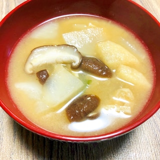 かぶと椎茸の味噌汁